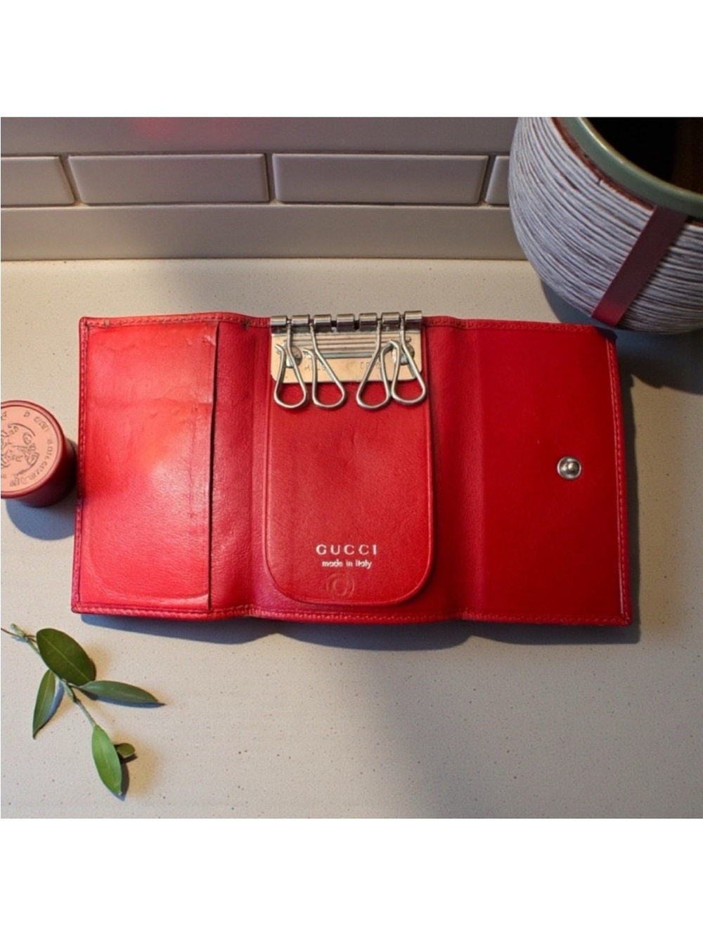 Gucci vintage Red Key Case - Picture 9 of 9
